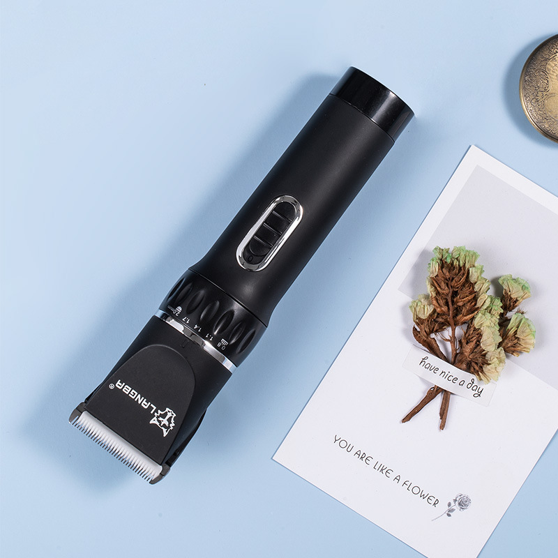 P45 Clipper Peataí Gan sreang